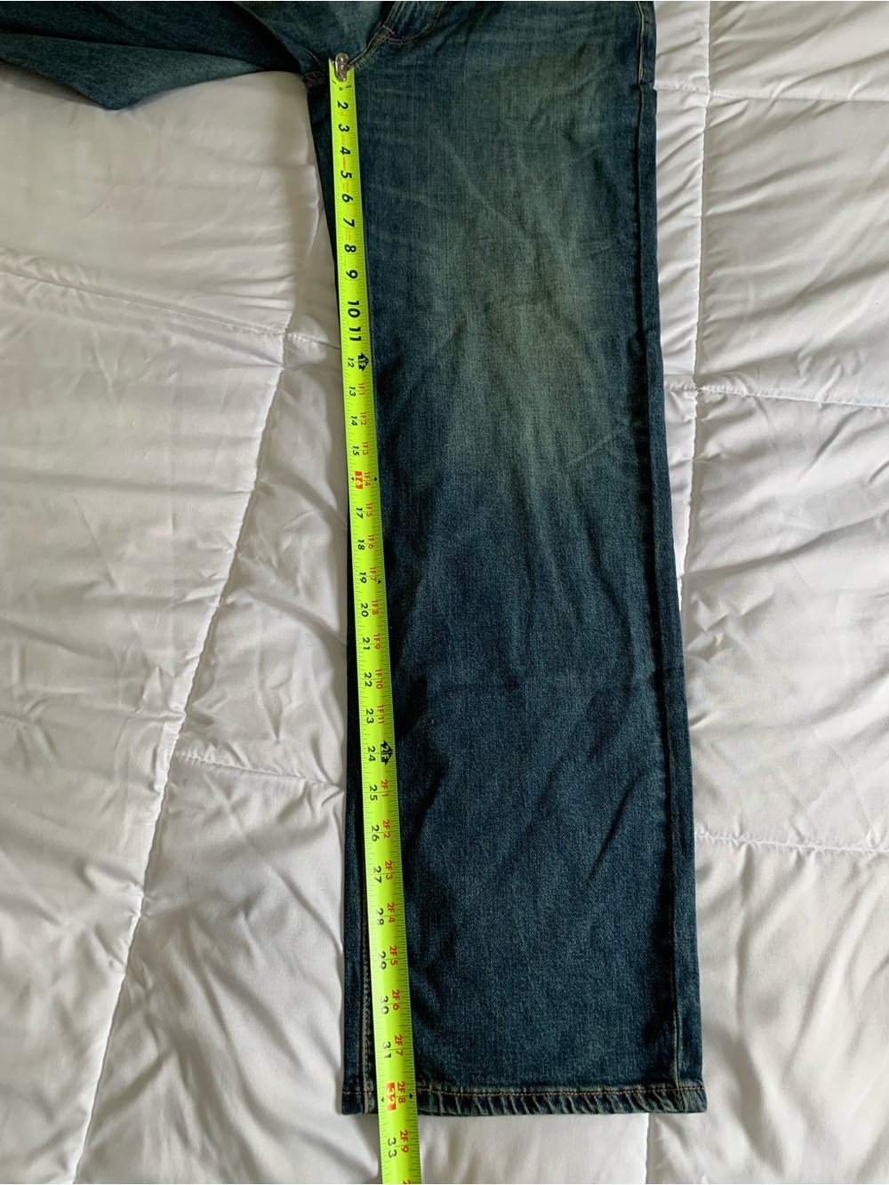 New with tags OLD NAVY jeans mens size 32x34 - Picture 2 of 8